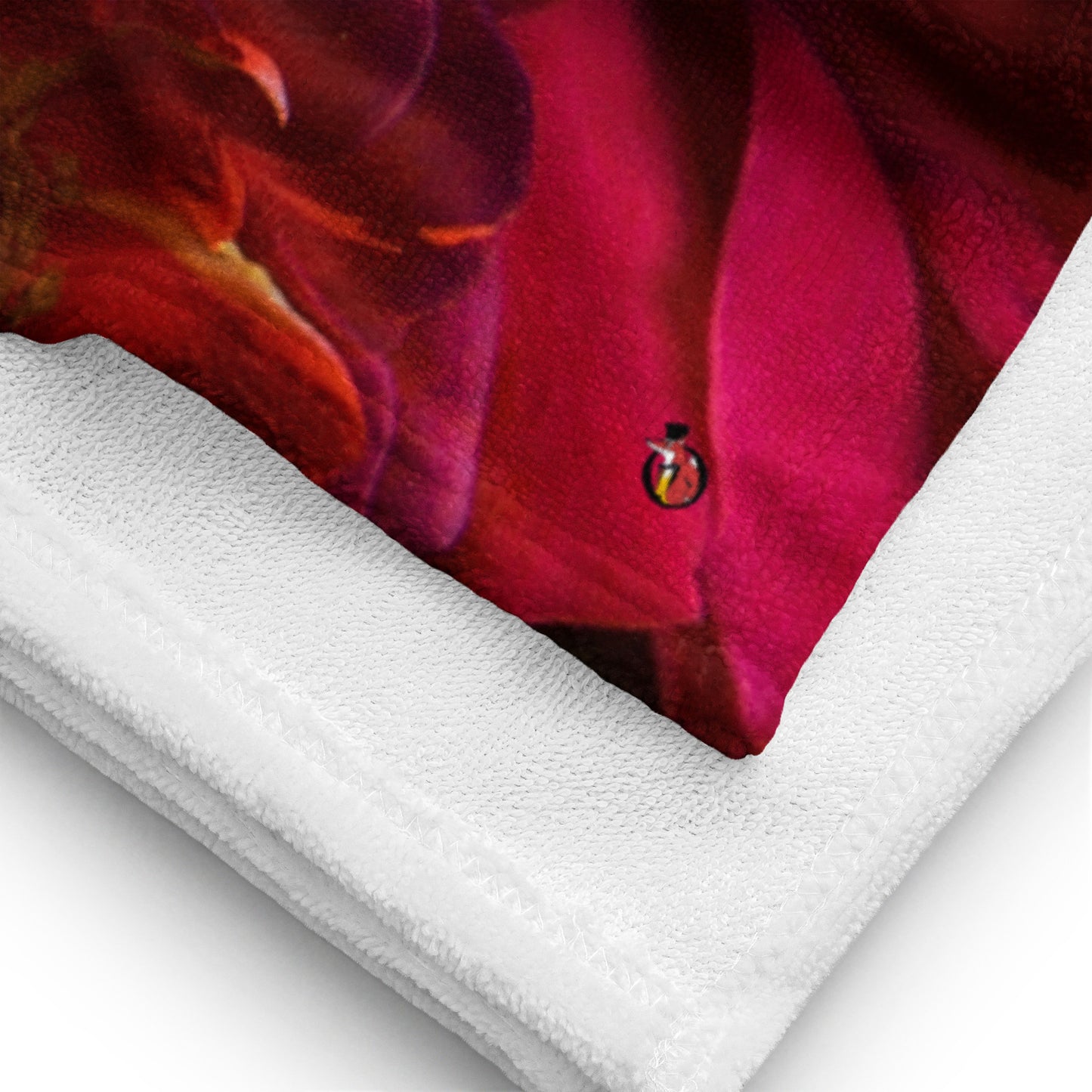 Snooty Fox Art Bath Towel - Roses II